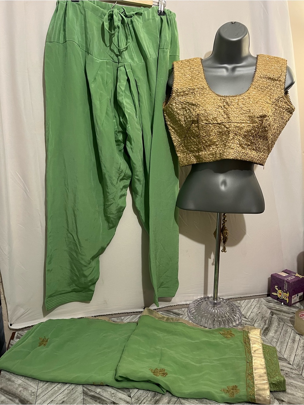 3 pieces Green Cropped Harem Pants with Gold-Trim Crop Top Set